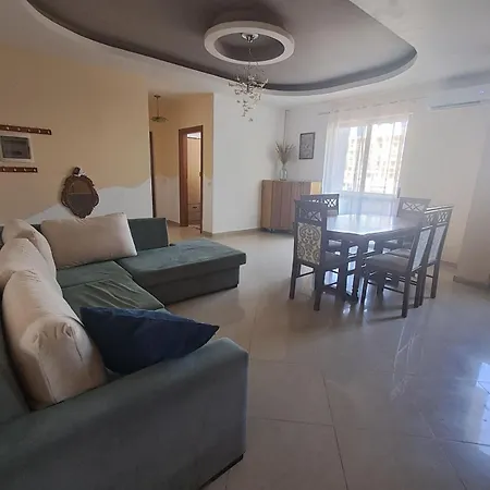 Appartement Between Town&beach Durrës