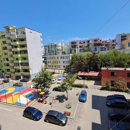 Between Town&beach * Durrës