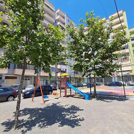 Appartement Between Town&beach Durrës